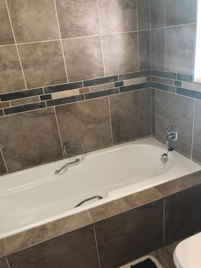 Khuvena Guesthouse Randburg Luaran gambar