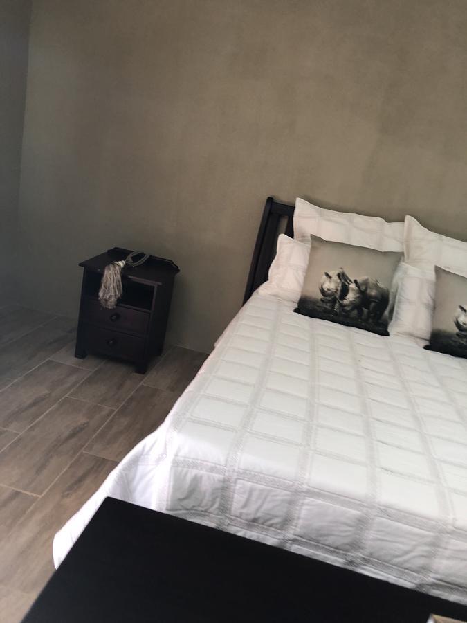 Khuvena Guesthouse Randburg Luaran gambar